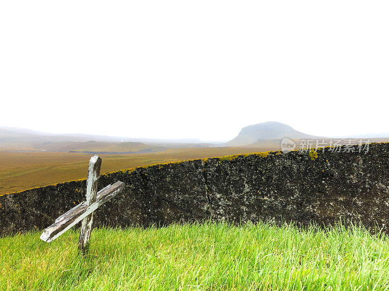 冰岛Hellissandur: Ingjaldshólskirkja Grave Wood Cross